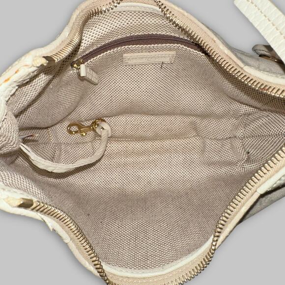 Vintage Dooney & Bourke Small Cream Monogram Hobo Shoulder Bag - Picture 6 of 7